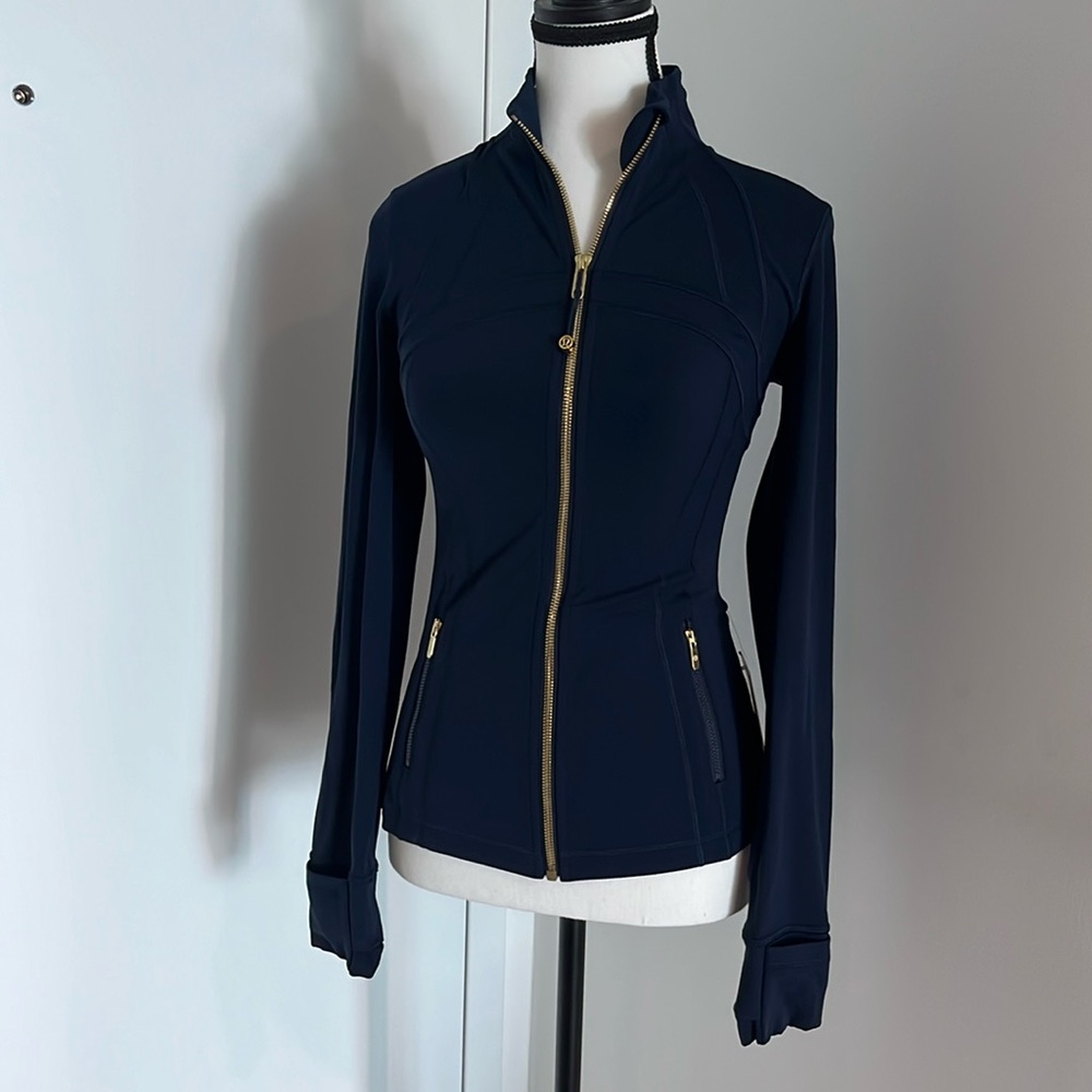Lululemon navy define jacket (reg length) with gold zipper